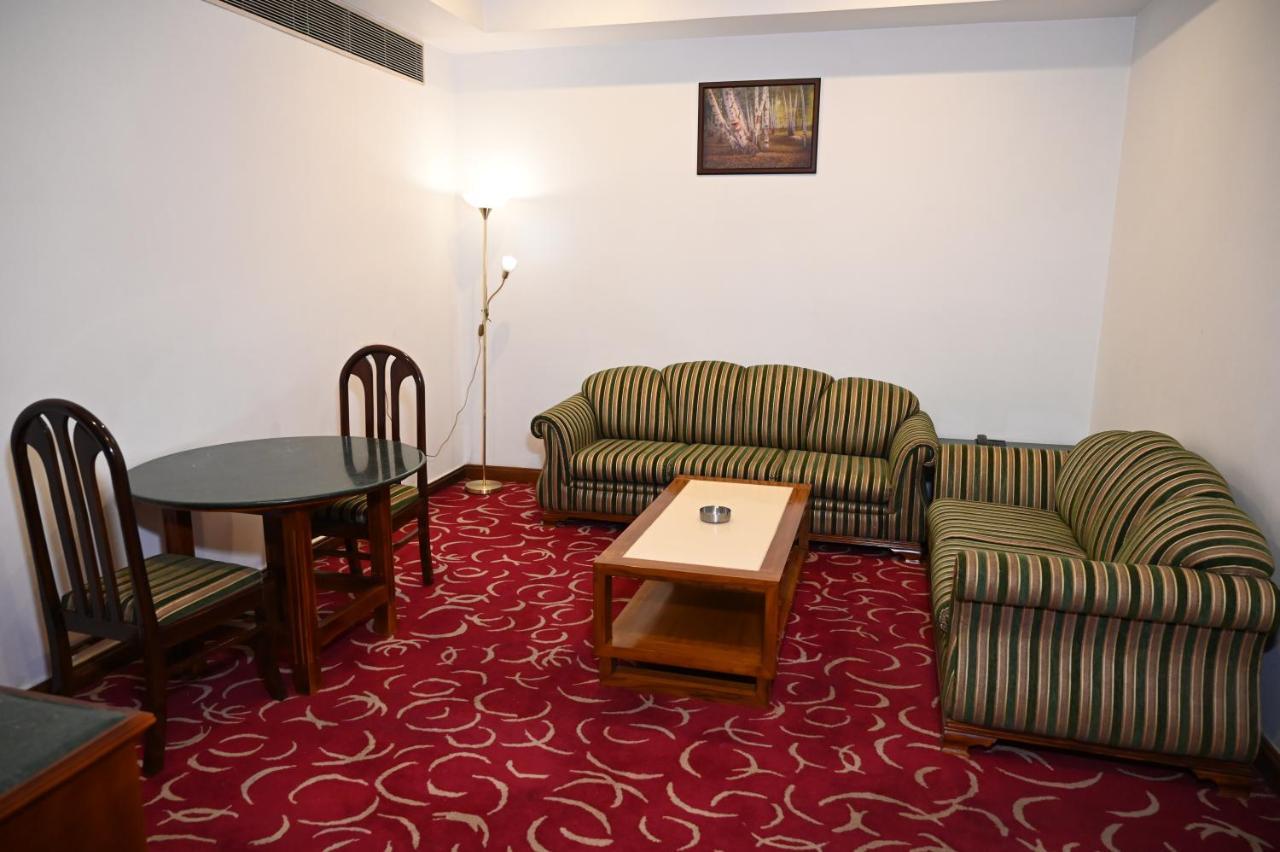 Hotel Lawrence Amritszár Kültér fotó