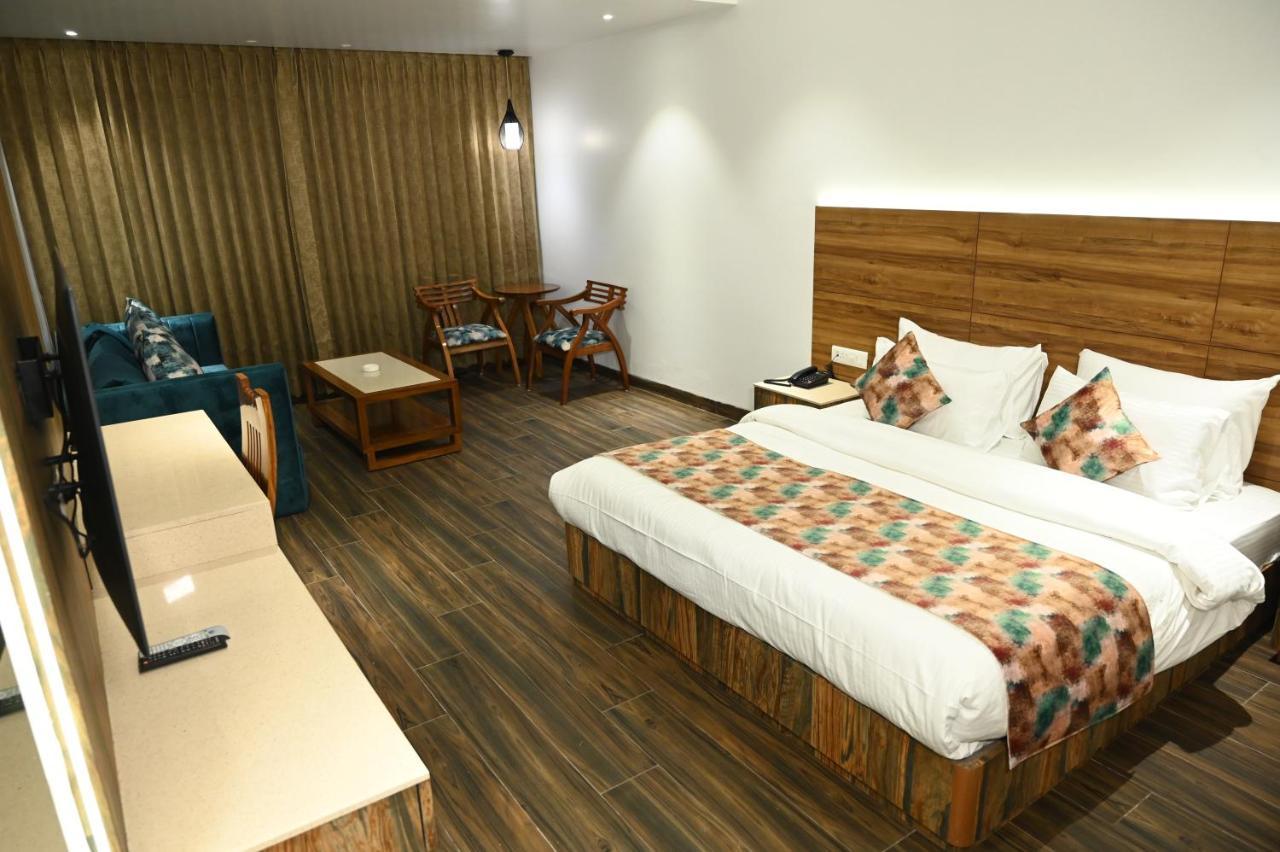 Hotel Lawrence Amritszár Kültér fotó